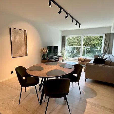 Apartment St - Park View - High End