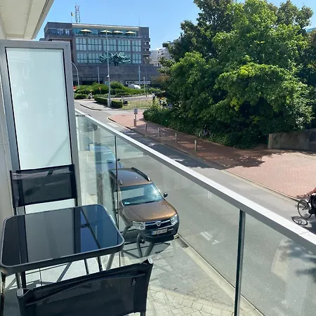 Apartment St - Park View - High End *