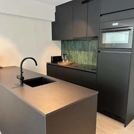 St - Park View - High End *